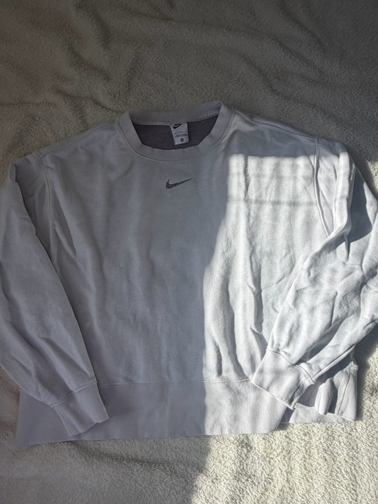 Nike Tops - Nike boxy cropped crewneck size 1X